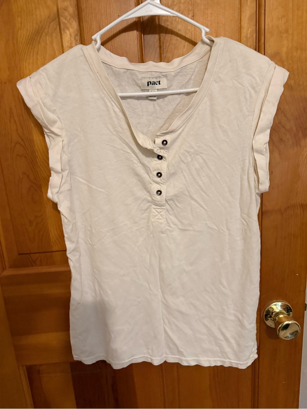 Pact Cream Cap-Sleeve Henley Top | M